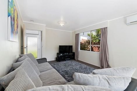 Photo of property in 42a Hicks Close, Whitby, Porirua, 5024
