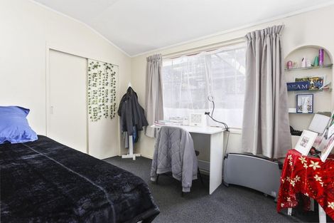 Photo of property in 2a Matuhi Rise, Henderson, Auckland, 0612