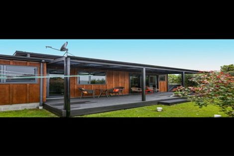 Photo of property in 34 Carthew Street, Okato, 4335