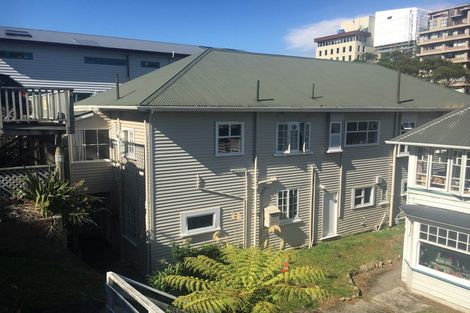 Photo of property in 1/17 Clifton Terrace, Kelburn, Wellington, 6012