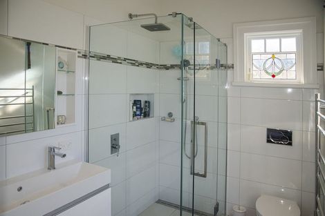 Photo of property in 17 Nikau Grove, Woburn, Lower Hutt, 5010