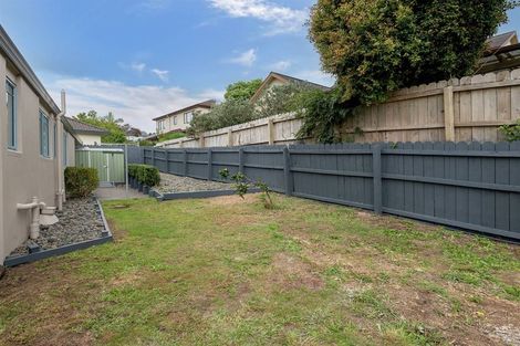 Photo of property in 31 Moyrus Crescent, East Tamaki Heights, Auckland, 2016