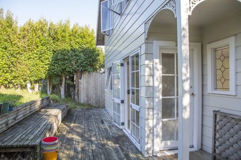 Photo of property in 2/26 Richards Avenue, Forrest Hill, Auckland, 0620