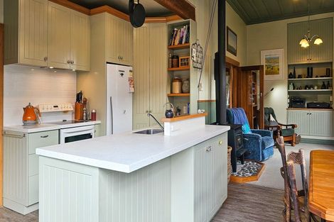 Photo of property in 172 Gladstone Road, Dalmore, Dunedin, 9010