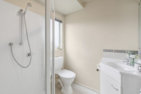 Photo of property in 14 Carisbrook Crescent, Papakura, 2110