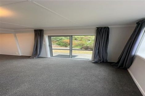 Photo of property in 9 Angle Street, Picton, 7220