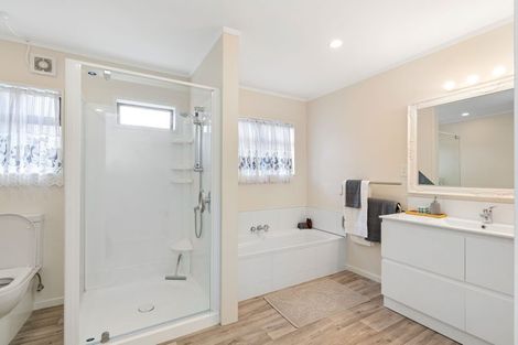 Photo of property in 10 Wright Grove, Levin, 5510