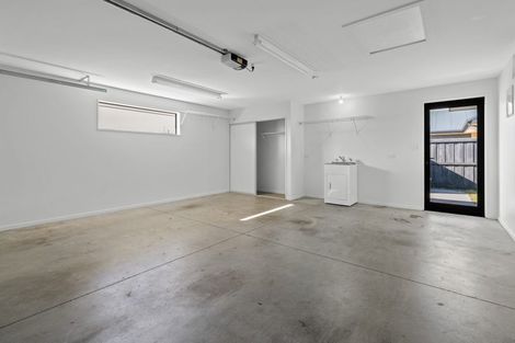 Photo of property in 74a Shillingford Boulevard, Rolleston, 7615