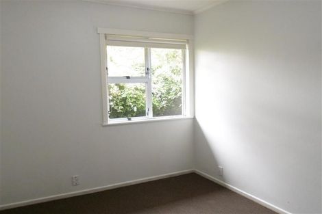 Photo of property in 11 Jellicoe Road, Murrays Bay, Auckland, 0630