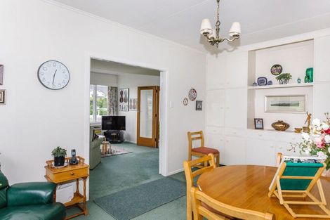 Photo of property in 15 Victoria Avenue, Dannevirke, 4930