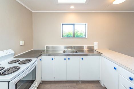 Photo of property in 68 Carlton Avenue, College Estate, Whanganui, 4500