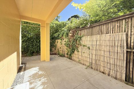 Photo of property in 35 Burma Road, Khandallah, Wellington, 6035