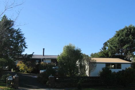 Photo of property in 42 Whitechapel Grove, Stokes Valley, Lower Hutt, 5019