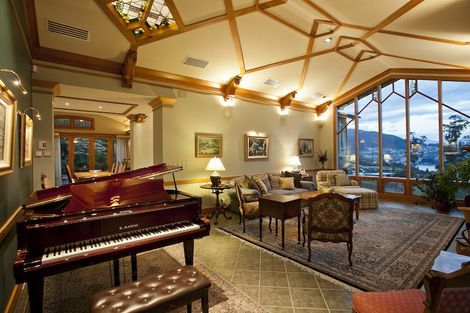 Photo of property in 2 Vanguard Lane, Fernhill, Queenstown, 9300