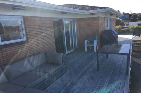 Photo of property in 31a Forrest Hill Road, Milford, Auckland, 0620