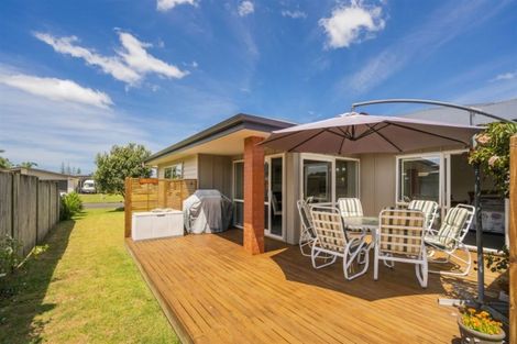 Photo of property in 21 Captain Wood Avenue, Whitianga, 3510