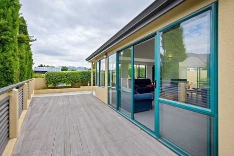 Photo of property in 7 Totara Terrace, Wanaka, 9305