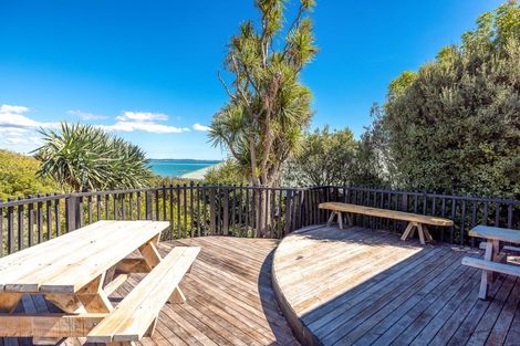 Photo of property in 15 Tetley Road, Surfdale, Waiheke Island, 1081