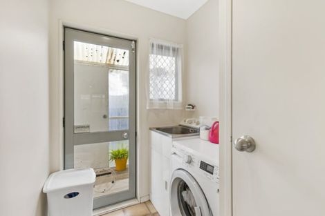 Photo of property in 97h Settlement Road, Papakura, 2110