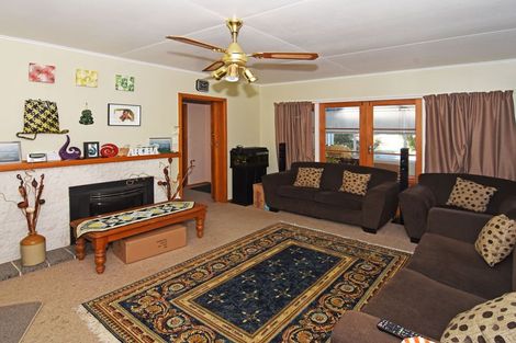 Photo of property in 24 Fergusson Street, Solway, Masterton, 5810