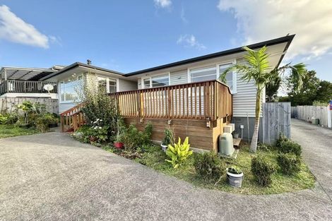 Photo of property in 71 Harrington Road, Henderson, Auckland, 0610