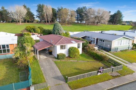 Photo of property in 64 Lauder Crescent, Heidelberg, Invercargill, 9812