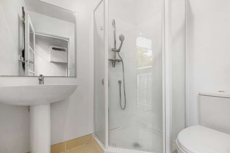 Photo of property in 11a Woodvale Road, Glen Eden, Auckland, 0602