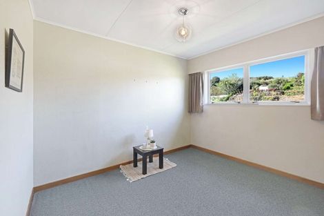 Photo of property in 9 Whakawhiti Street, Marfell, New Plymouth, 4310