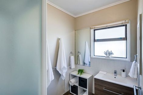 Photo of property in 123 Taradale Road, Onekawa, Napier, 4110