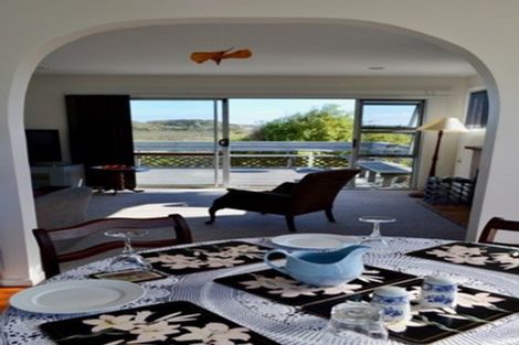 Photo of property in 2b Mahoe Street, Otaki Beach, Otaki, 5512