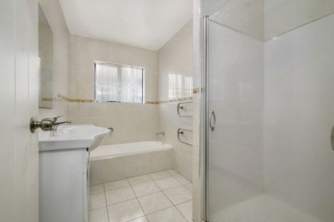 Photo of property in 497 Great South Road, Opaheke, Papakura, 2113