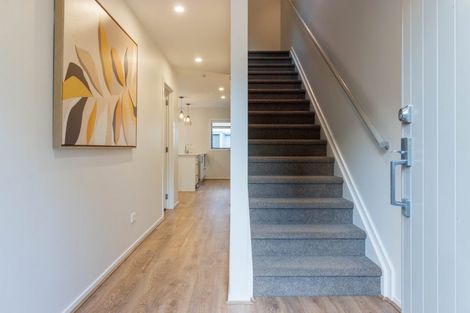 Photo of property in 1/19 Ruakiwi Road, Hamilton Lake, Hamilton, 3204