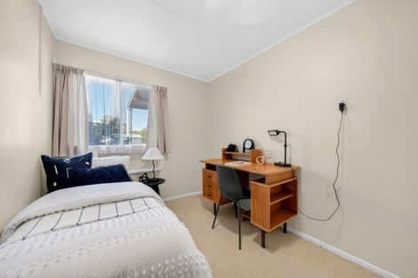 Photo of property in 30 Victoria Street, Carterton, 5713