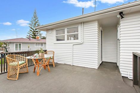 Photo of property in 94 Harrington Road, Henderson, Auckland, 0610