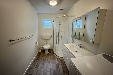 Photo of property in 17 Fraser Avenue, Johnsonville, Wellington, 6037