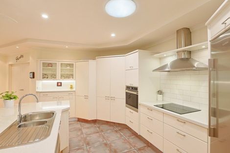 Photo of property in 10 Park Lane, Greenmeadows, Napier, 4112