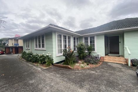 Photo of property in 54 Hayr Road, Three Kings, Auckland, 1042