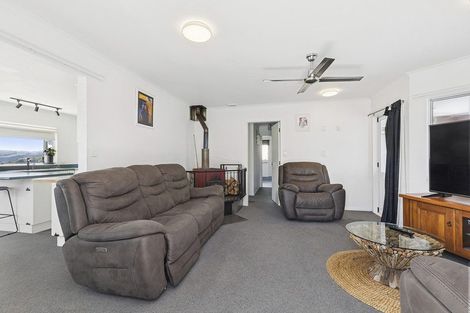 Photo of property in 34 Doncaster Terrace, Ascot Park, Porirua, 5024