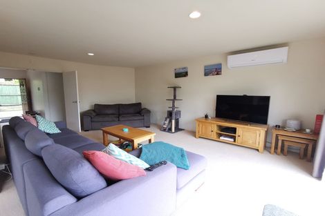 Photo of property in 49 Crawford Avenue, Mangere Bridge, Auckland, 2022
