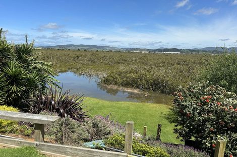 Photo of property in 56 Raumati Crescent, Onerahi, Whangarei, 0110