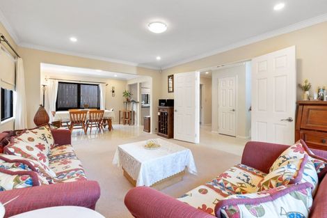 Photo of property in 153a Bucklands Beach Road, Bucklands Beach, Auckland, 2012