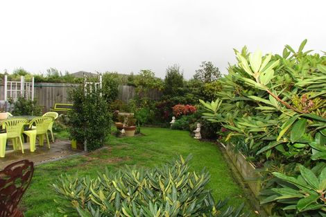 Photo of property in Holdsworth Villas, 2/2 William Donald Drive, Solway, Masterton, 5810