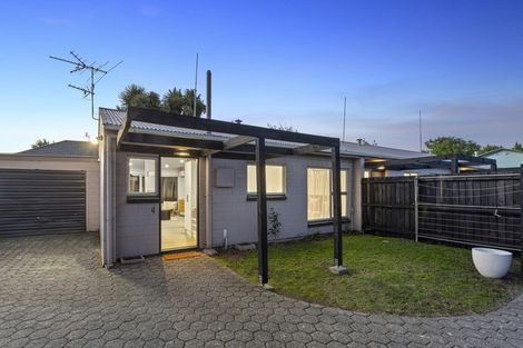 Photo of property in 4/106 Charles Street, Waltham, Christchurch, 8011