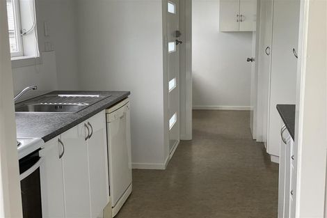 Photo of property in 1/21 Lancaster Road, Beach Haven, Auckland, 0626