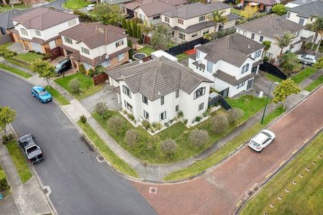 Photo of property in 27 Coachman Drive, Flat Bush, Auckland, 2016