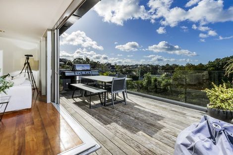 Photo of property in 63 Beach Road, Castor Bay, Auckland, 0620