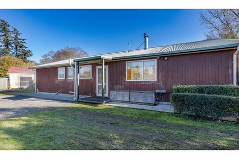 Photo of property in 5 Bluff Street, Coalgate, 7673