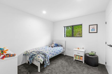 Photo of property in 6 Piper Way, Glen Avon, New Plymouth, 4312