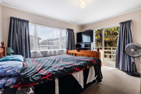 Photo of property in 2/420 Great South Road, Opaheke, Papakura, 2113