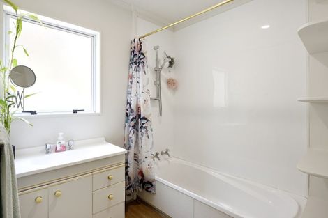 Photo of property in 2/413a Suffolk Road, Stoke, Nelson, 7011